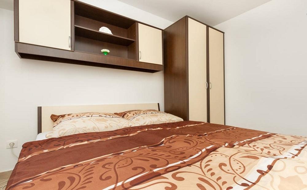 Apartments Mali Raj Vranjic Экстерьер фото