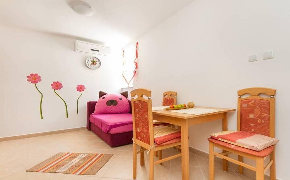 Apartments Mali Raj Vranjic Экстерьер фото
