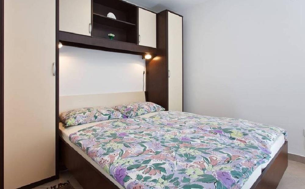 Apartments Mali Raj Vranjic Экстерьер фото